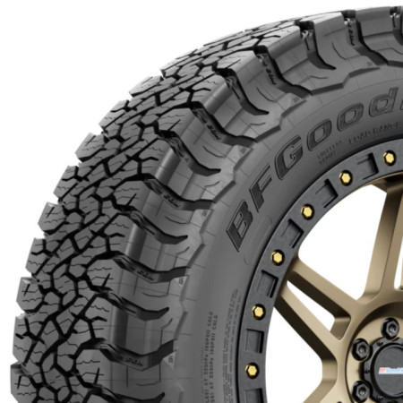Pneu 275/55r20 Bfgoodrich All Terrain Ko3 115/112s